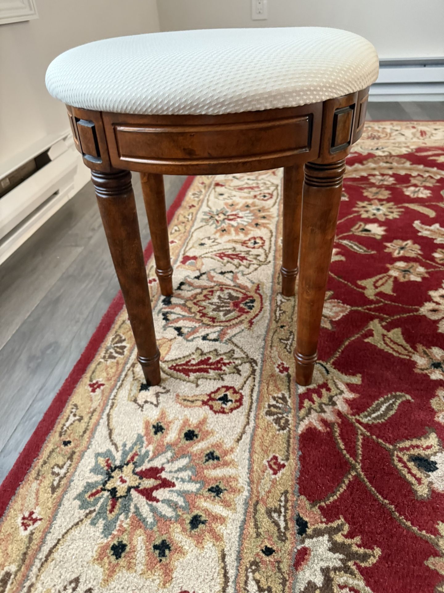 White Stool - Good Quality