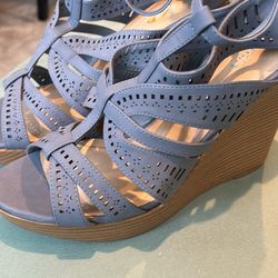 Size 11 Woman lilac Wedge Heels Very Pretty!  New With Tags