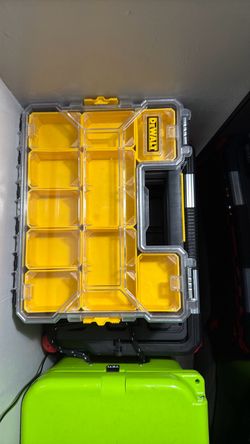 3 DEWALT Parts Organizer Storage Case