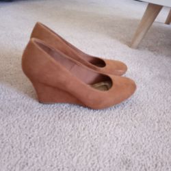 Brownish Camel Colored Suede Wedges