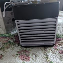 New Portable Air Conditioner /Black-, Light/