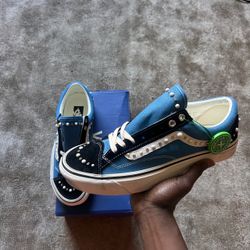 Vans Pearlized sizes in description