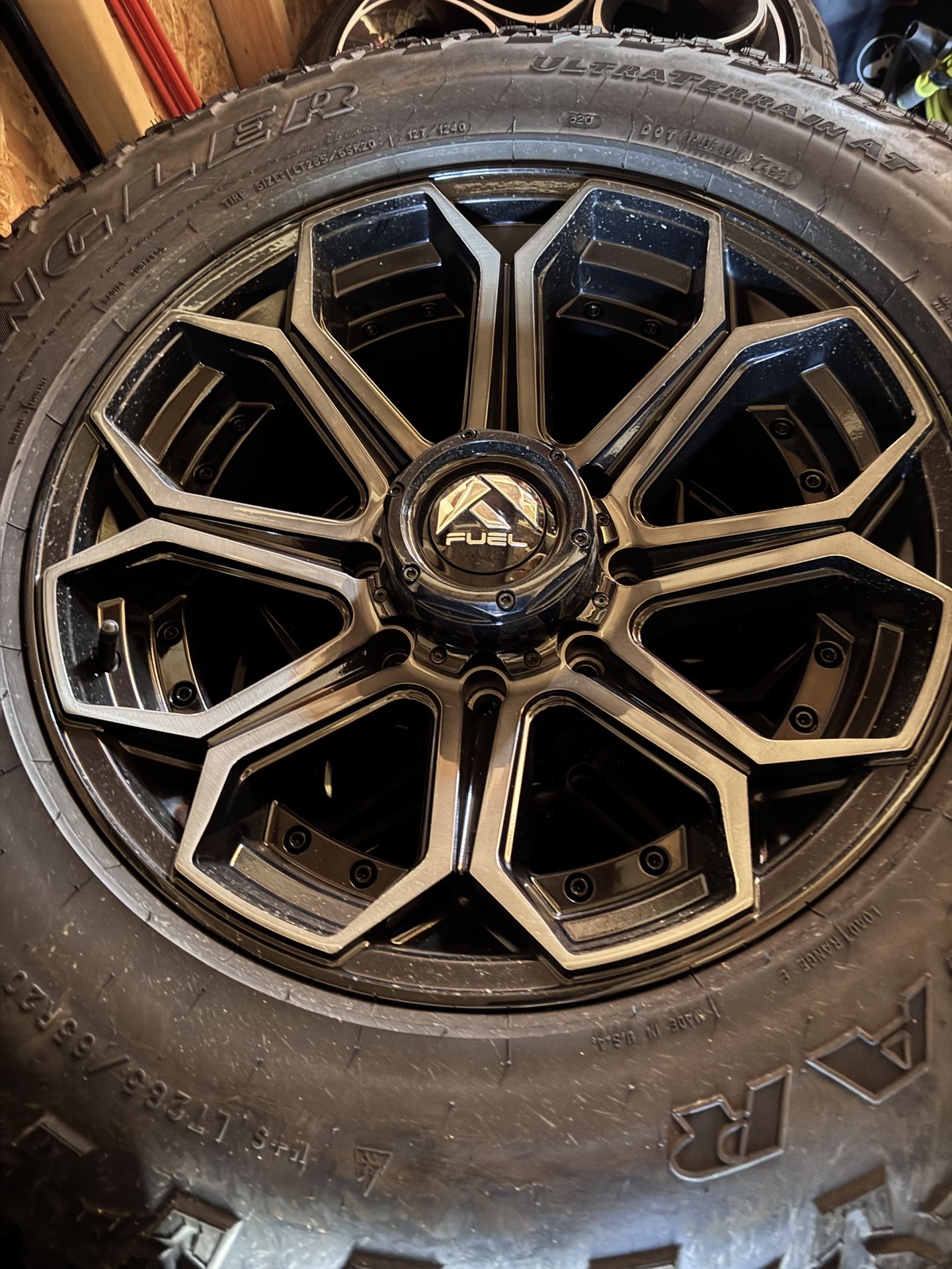 20in Fuel Wheels And Goodyear 