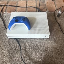 Used Xbox One 500 Storage. Upgraded 