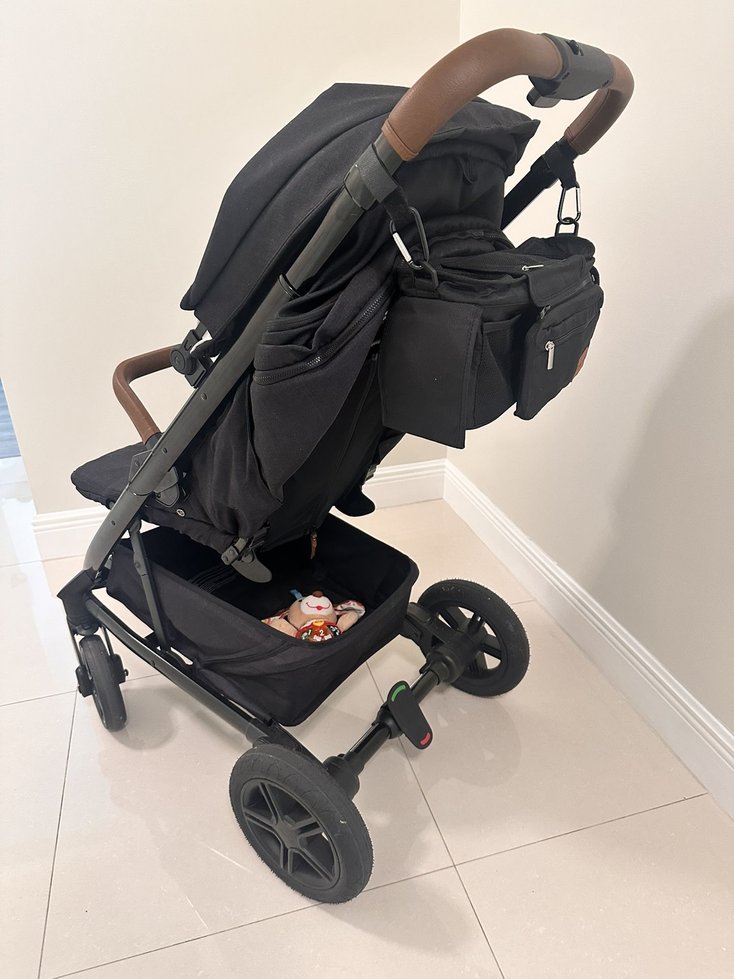 Nuna Tavo Stroller
