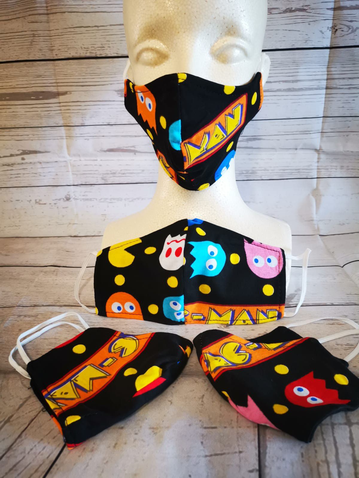 Adult Face mask, Facemask (Pac-Man Retro): Hand made mask, reversible, reusable, washer and dryer safe. Halloween #Milwaukee #Klein tools