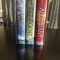 Divergent Series Hard Covers Book Set #1 New York Times Best Selling Author 