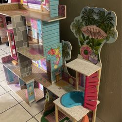 5ft Doll House