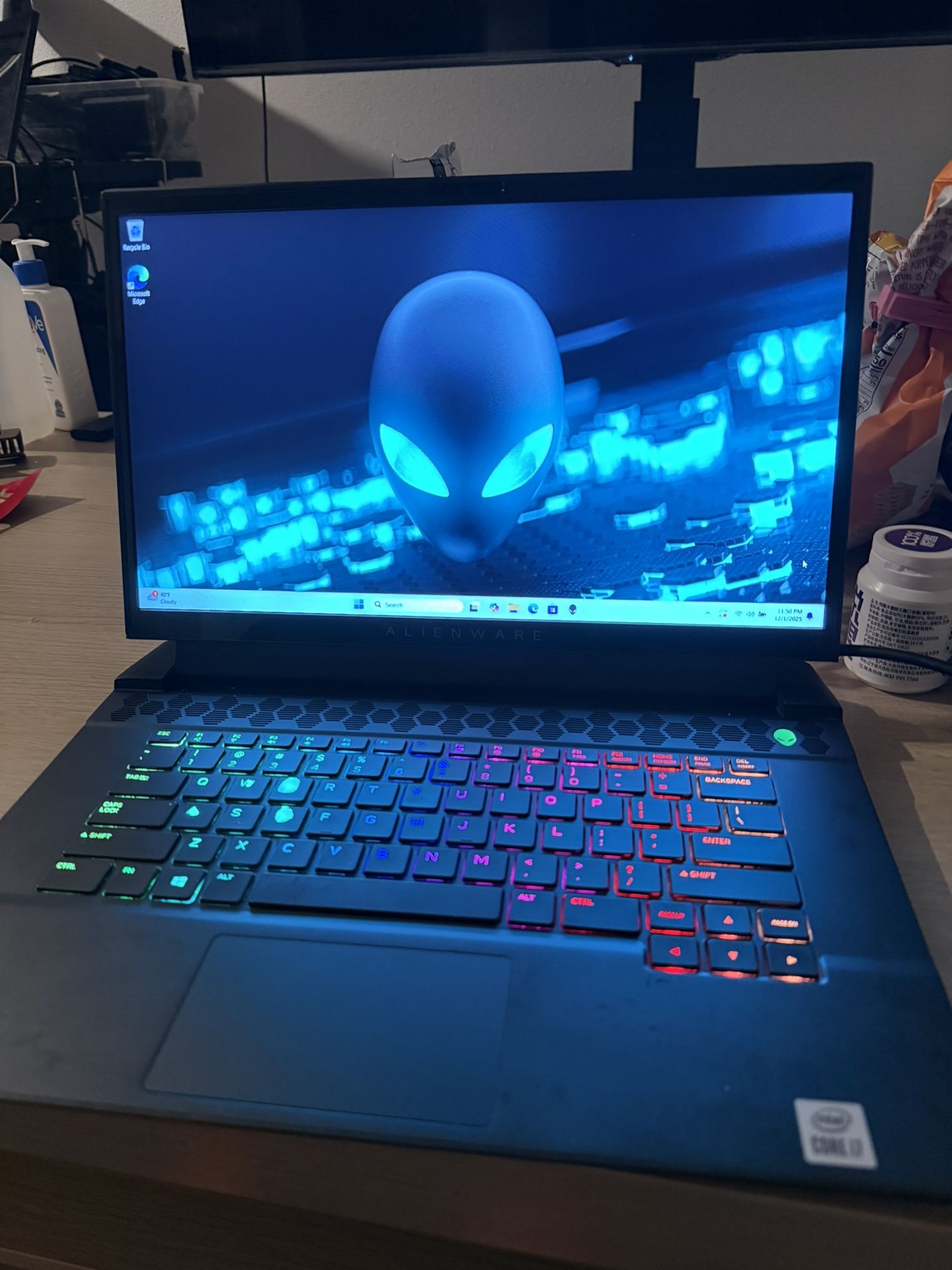 Alienware Gaming Laptop — i7-10870H / RTX 3070 / 16GB RAM / 512GB SSD / 15.6” 300Hz