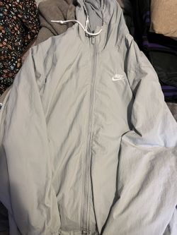 Nike Grey Wind Breaker Men’s Medium