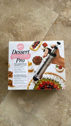 Wilton Dessert decorator pro
