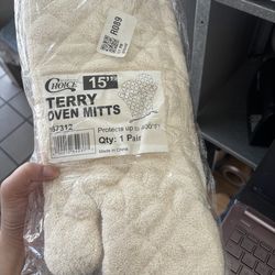 Oven mitts