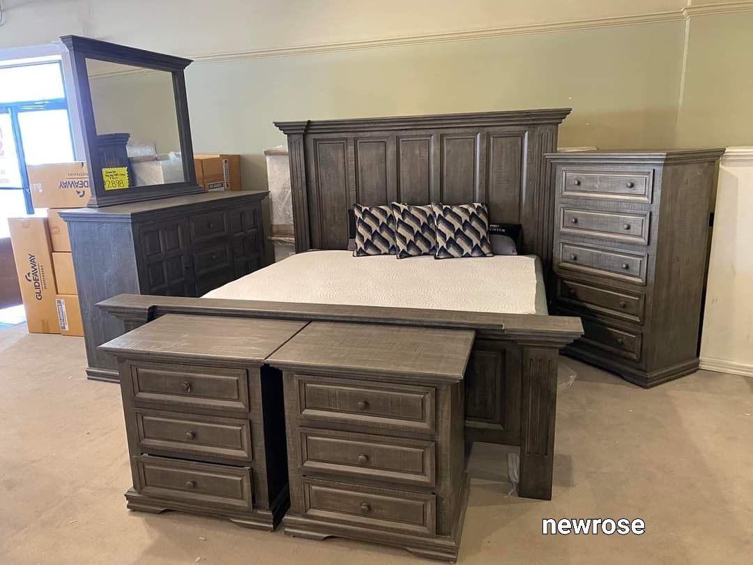 $40 Down Payment🛍 Finance🛍 
Wyndahl Rustic Brown Panel Bedroom Set
 Queen Bed, Dresser, Mirror And Nightstand 