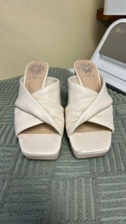 Women’s shoe size 6 1/2