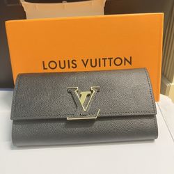 Brand New LV Wallet 