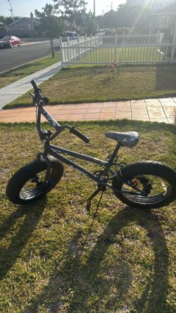 MONGOOSE FAT TIRE BIKE