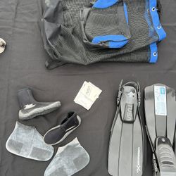 TUSA Liberator X10 Fin, Boot, and Bag Set 