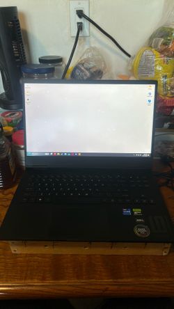 HP Omen 16 (RTX 4070, i9-14900HX, 32GB RAM, 2TB)