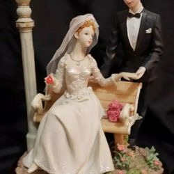 Giovanni collection the proposal figurine Gorgeous Bride Groom Ring