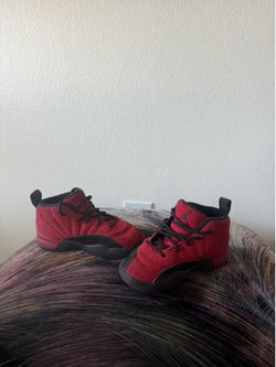 Jordan 12 size 10c