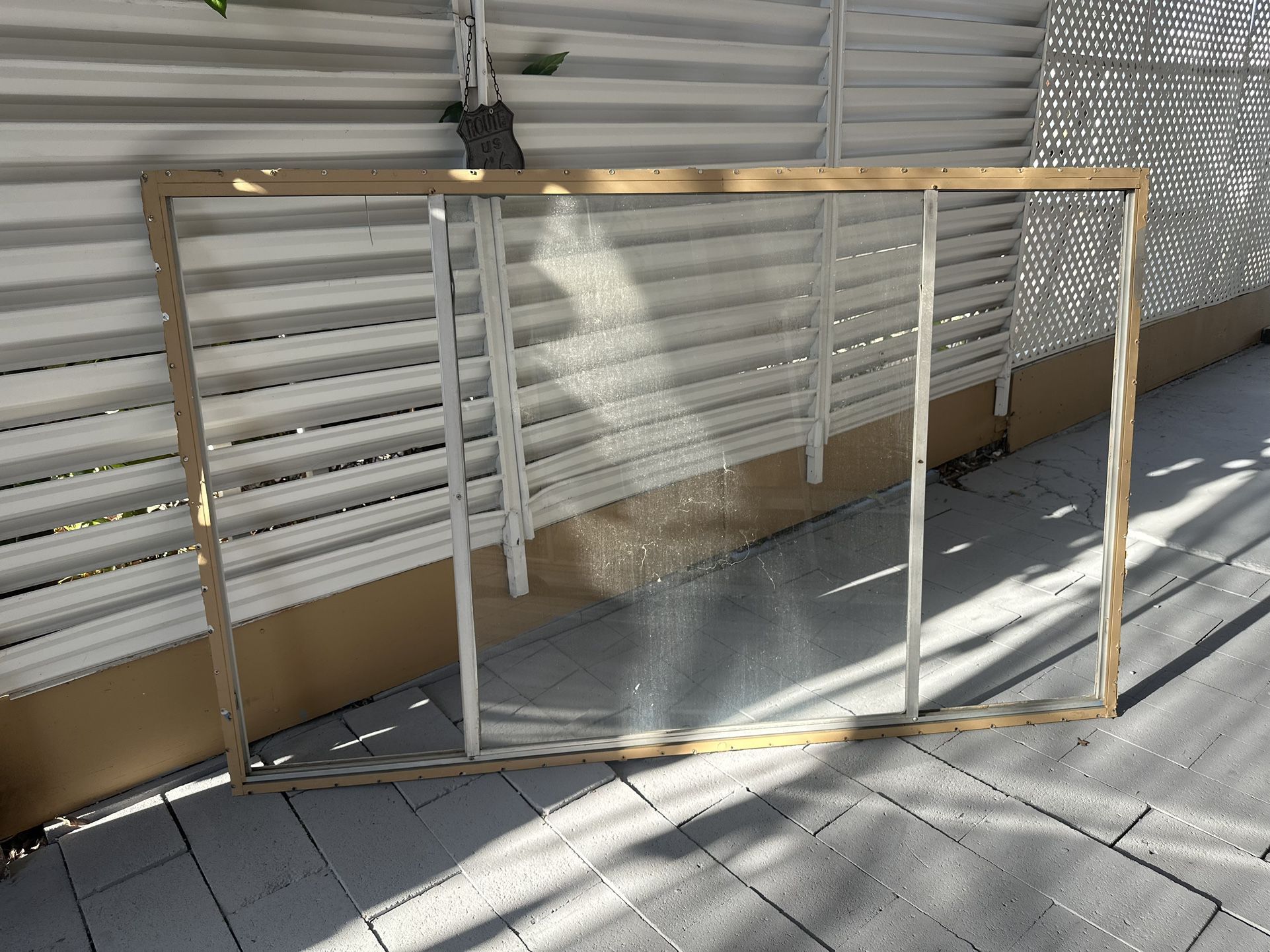 Used Windows Old Model // make Offer 