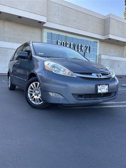 2007 Toyota Sienna XLE Limited 7-Passenger