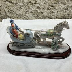 2002 Avon Moments And Memories Vintage Horse Sleigh ride figurine