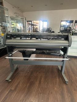 GCC Jaguar IV Professional Vinyl / Window Tint Cutting Plotter with Stand