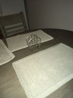LIKE NEW STAINLESS STEEL NAPKIN HOLDER!