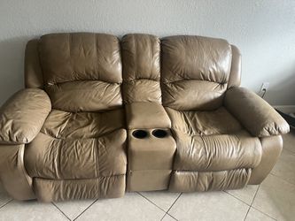 Couch and love seat recliners