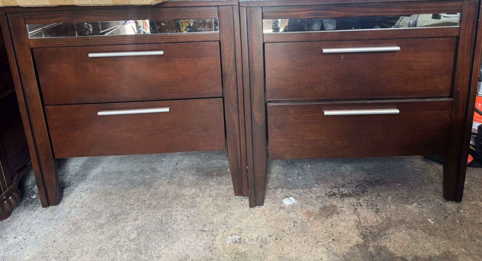 2 Night Stand And 1 Drawer