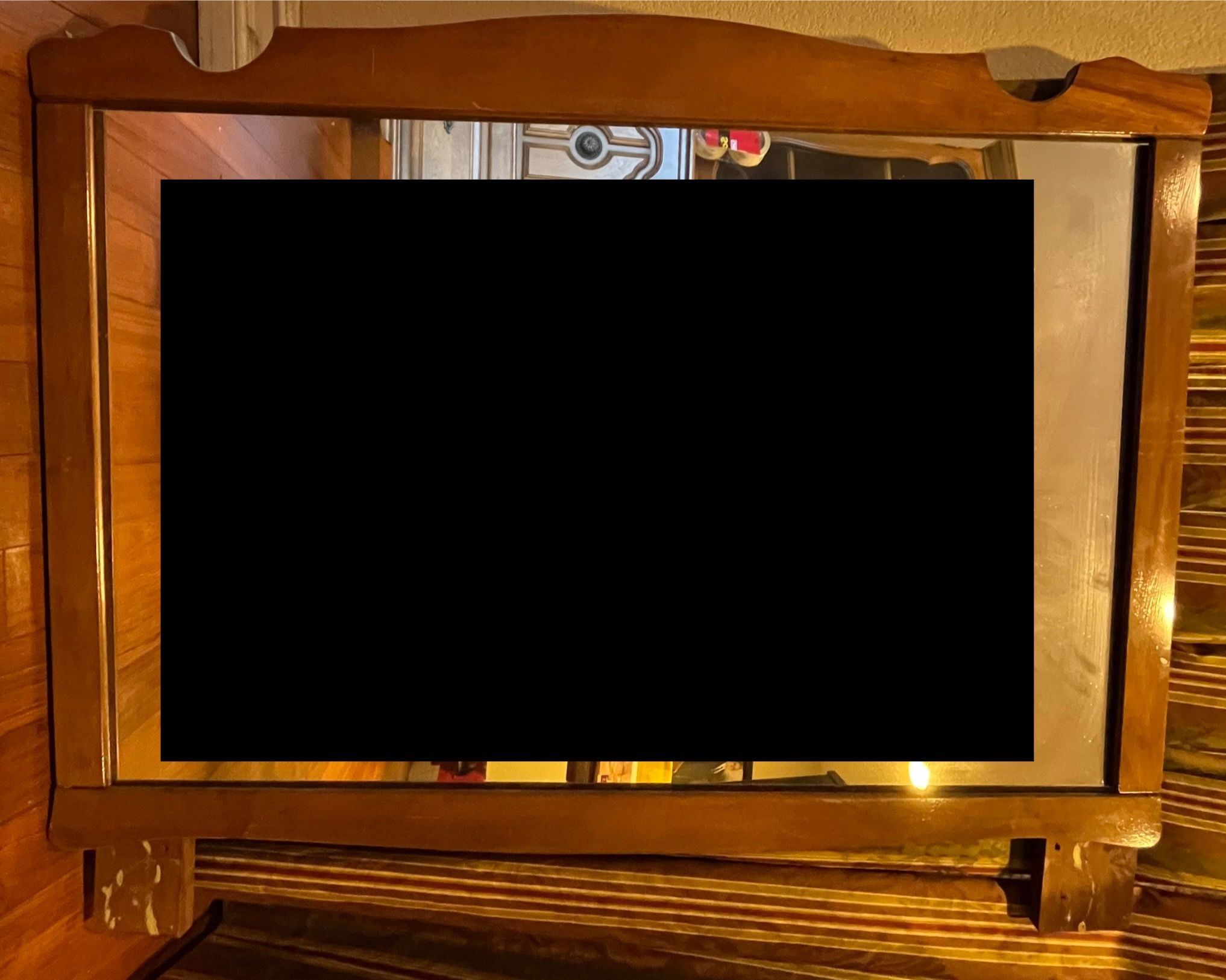 Dresser mirror