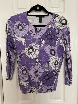 3 Lightweight Sweaters - Size L