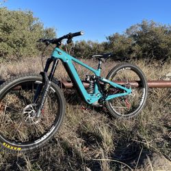 2024 YETI 160E (Bike Rack Included)