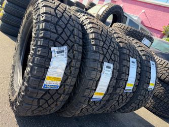 Goodyear Wrangler Territory MT LT285/70R17 Tires new