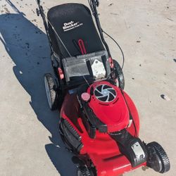 Great Self Propelled lawnmower Serviced With New Parts Mower