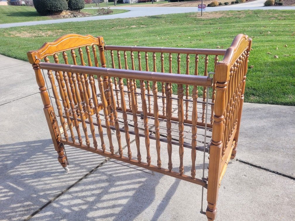 Free Bassett solid wood baby crib