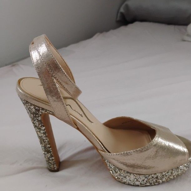 Elegant Nina Woman's Heels