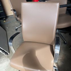 Office Chairs 