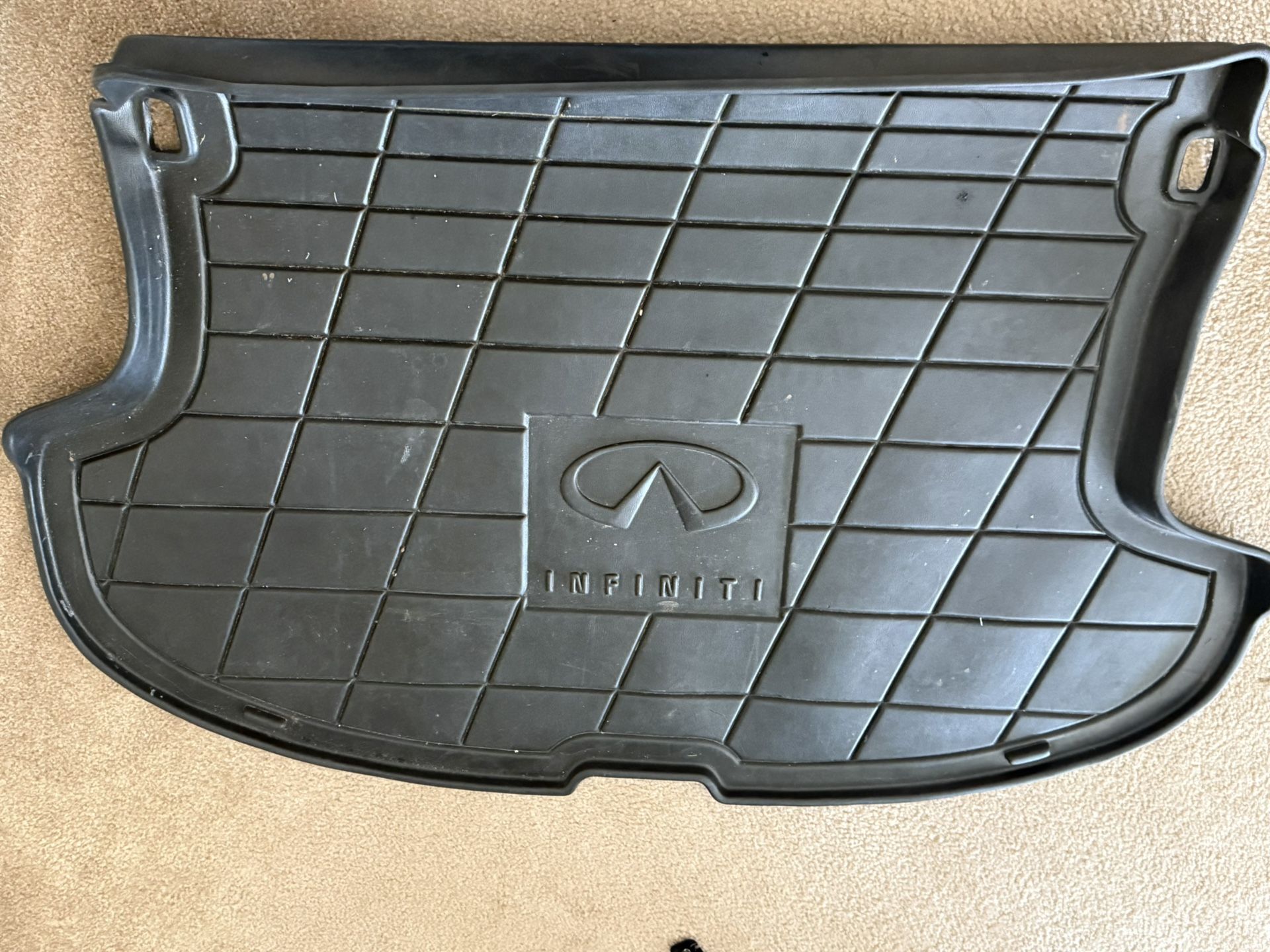 Infiniti FX35/FX50 Cargo Weather Mat