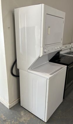 Frigidaire Stack Washer Dryer – Top Load, Electric, 27in