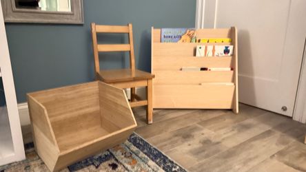 Solid Child chair, bookcase and bin