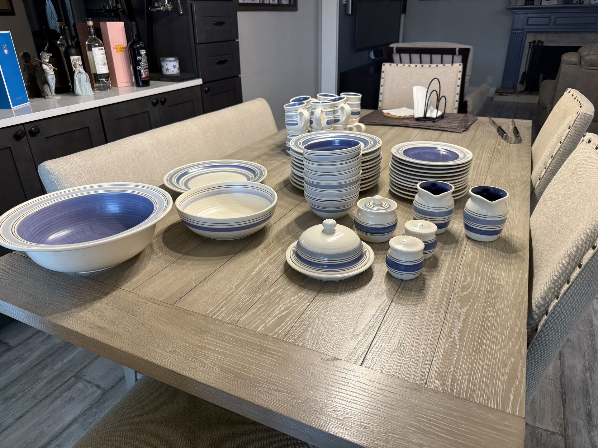 Pfaltzgraff Rio Amazing Dinnerware Collection! Blue And White