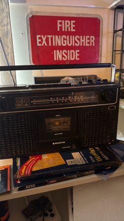 Sanyo Boombox AM/FM Cassette Radio