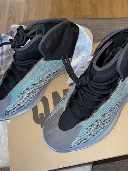 Yeezy quantum QNTM