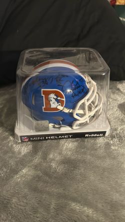 4 Way Signature Denver, Bronco Helmet