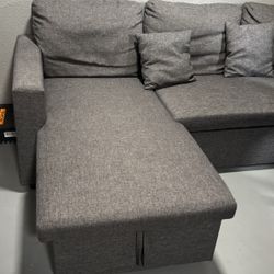 Couch/storage/bed