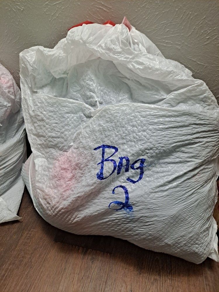 Bag Of Women's Clothes Size Large