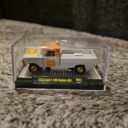 Diecast 1970 Ford F-100 Custom 4x4 Fanta M2 CHASE MODEL CAR