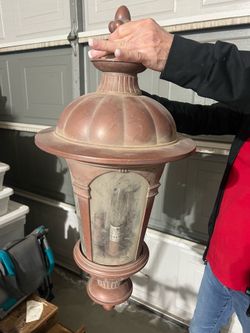 Outdoor Wall Lantern